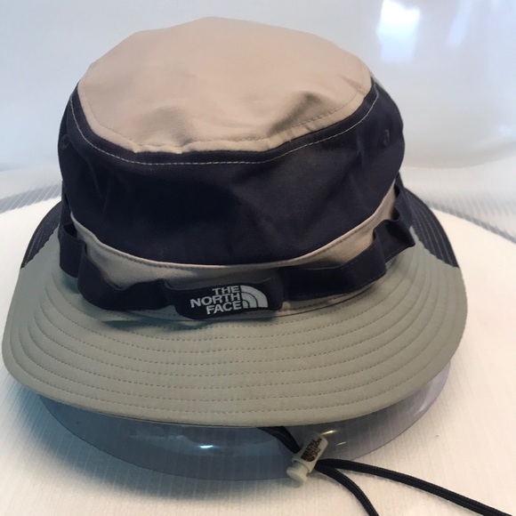 The North Face Other - North face bucket hat